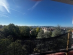 Blick vom Balkon ins Grüne & über Waiblingen - 5-Zimmer-Wohnung mit Balkon, Aufzug und Tiefgarage in Waiblingen