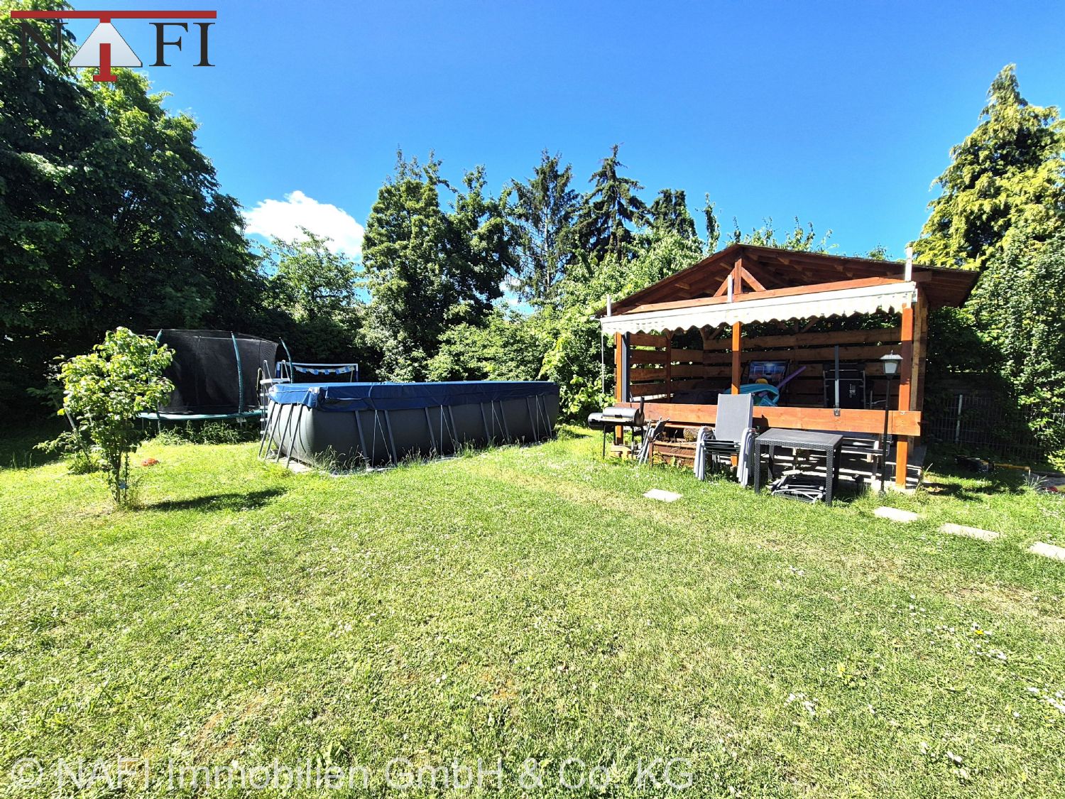 ** Modernisiertes Einfamilienhaus mit Einliegerwohnung und Sonnengarten ** - Garten (24540)