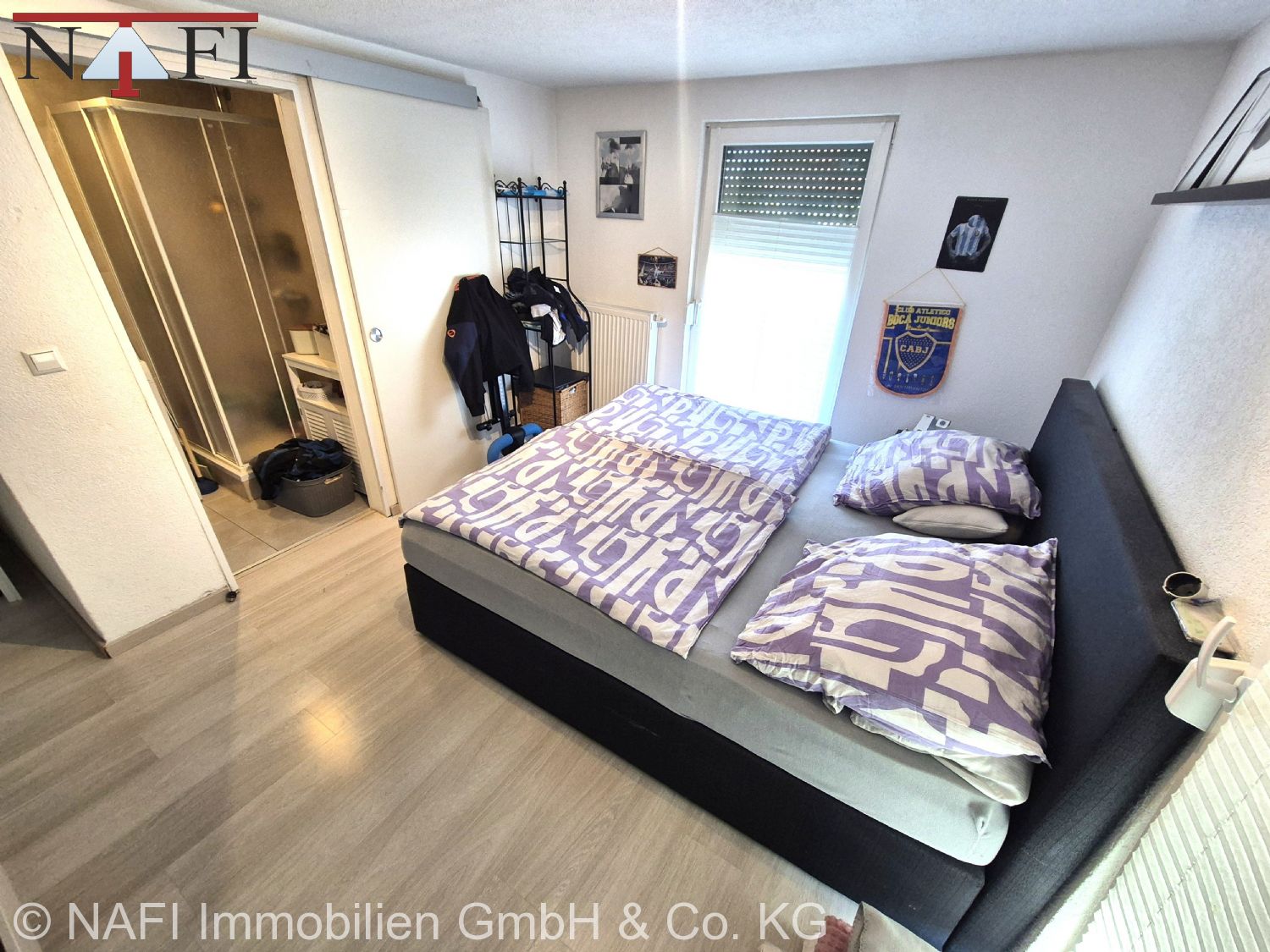 ** Modernisiertes Einfamilienhaus mit Einliegerwohnung und Sonnengarten ** - Schlafzimmer DG (24535)