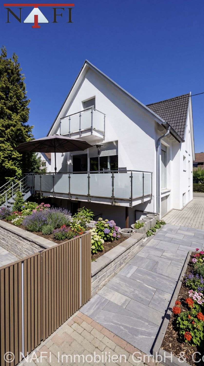 ** Modernisiertes Einfamilienhaus mit Einliegerwohnung und Sonnengarten ** - Gartenansicht Vision (24530)