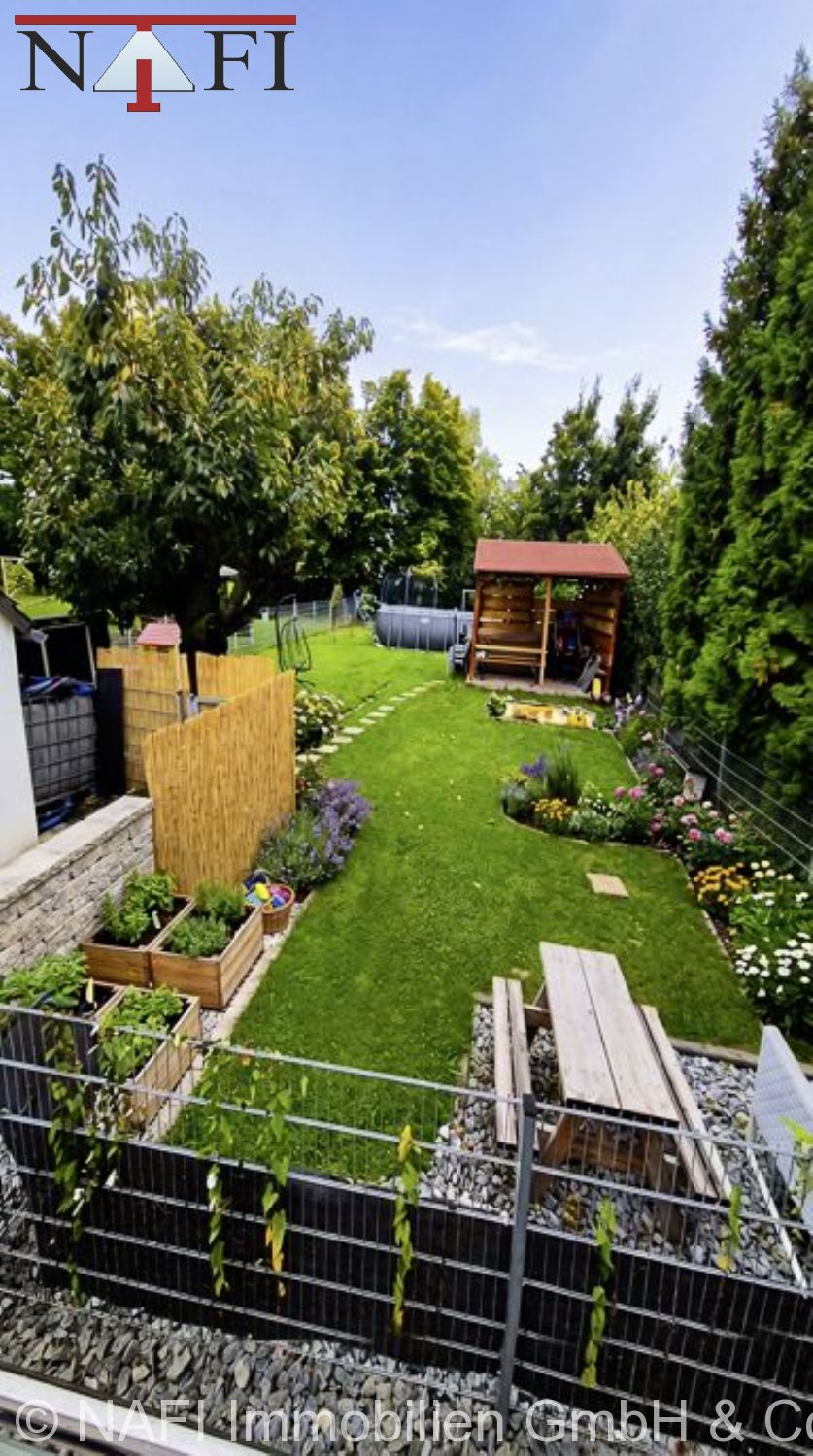 ** Modernisiertes Einfamilienhaus mit Einliegerwohnung und Sonnengarten ** - Garten Vision (24529)