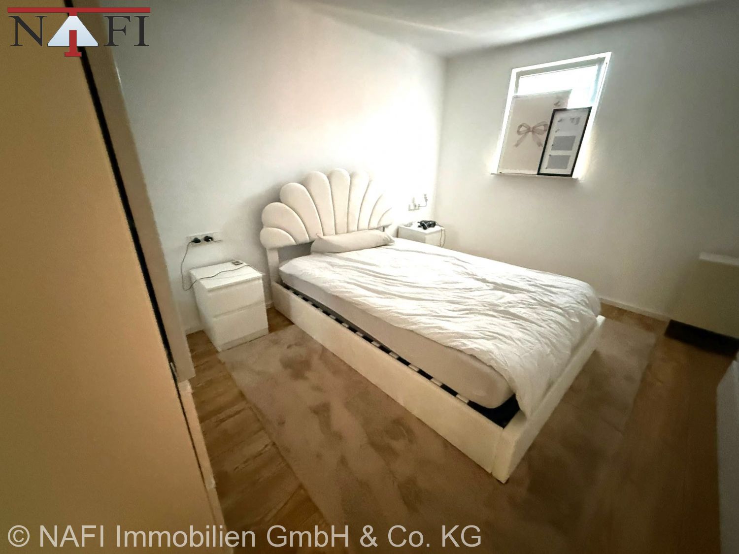 **Charmante 2-Zimmer-Eigentumswohnung mit modernisierter Ausstattung** - Schlafzimmer (27847)