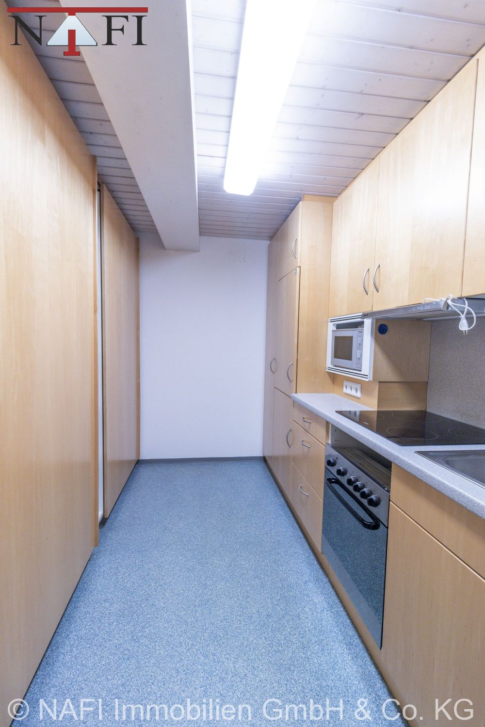 10% Renditestarkes Wohn- und Geschäftshaus in zentraler Ortskernlage mit Entwicklungspotenzial - Küche (2-Zimmer-Whg. 1. OG) (21661)