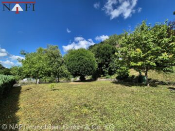 Aussenansicht - ++Großzügiges 2- bis 3-Familienhaus in ruhiger, sonniger Lage mit Nähe zur Natur++