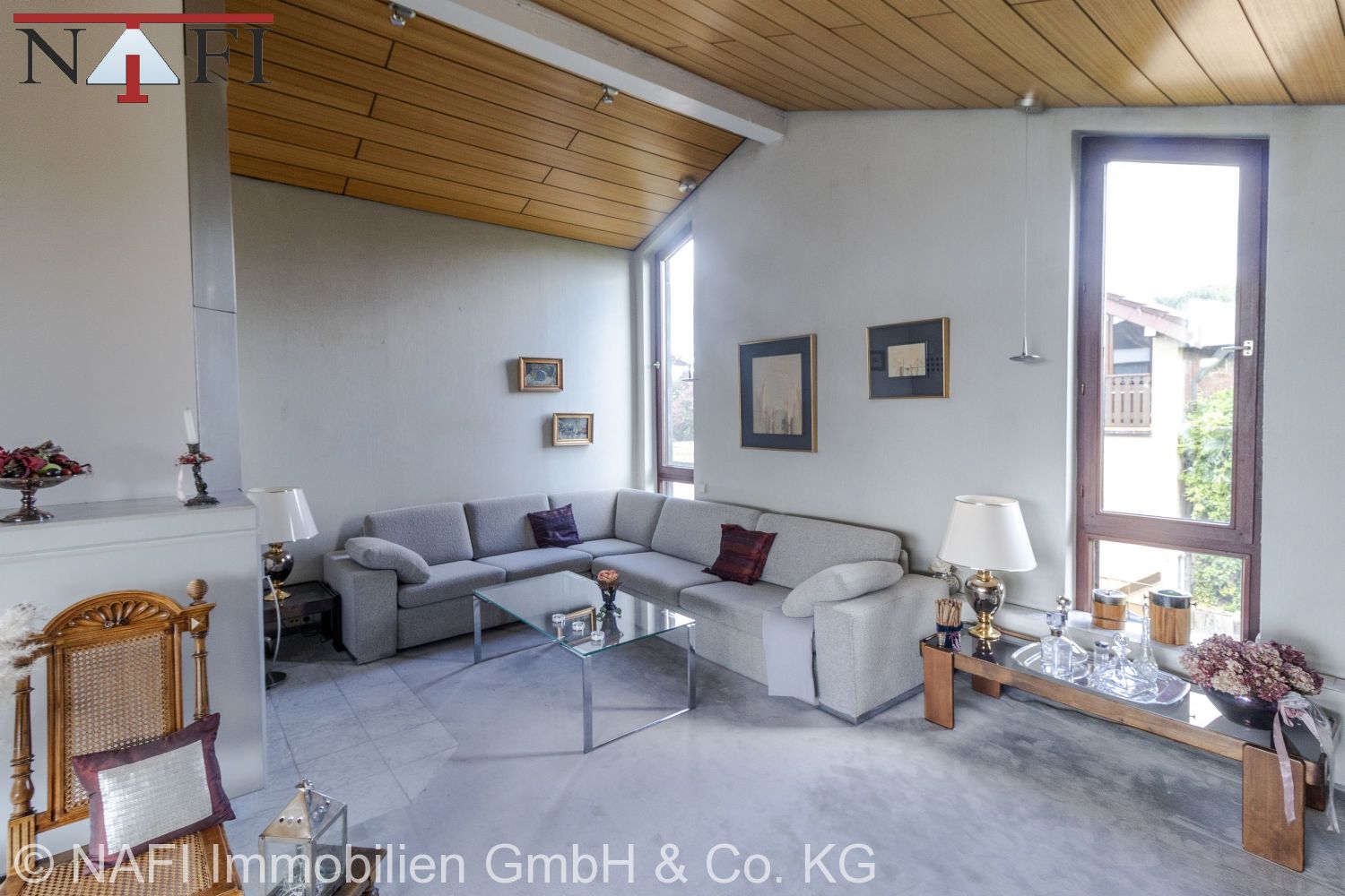 ***In attraktiver Wohnlage – modernes Architektenhaus *** - Wohnzimmer (22421)