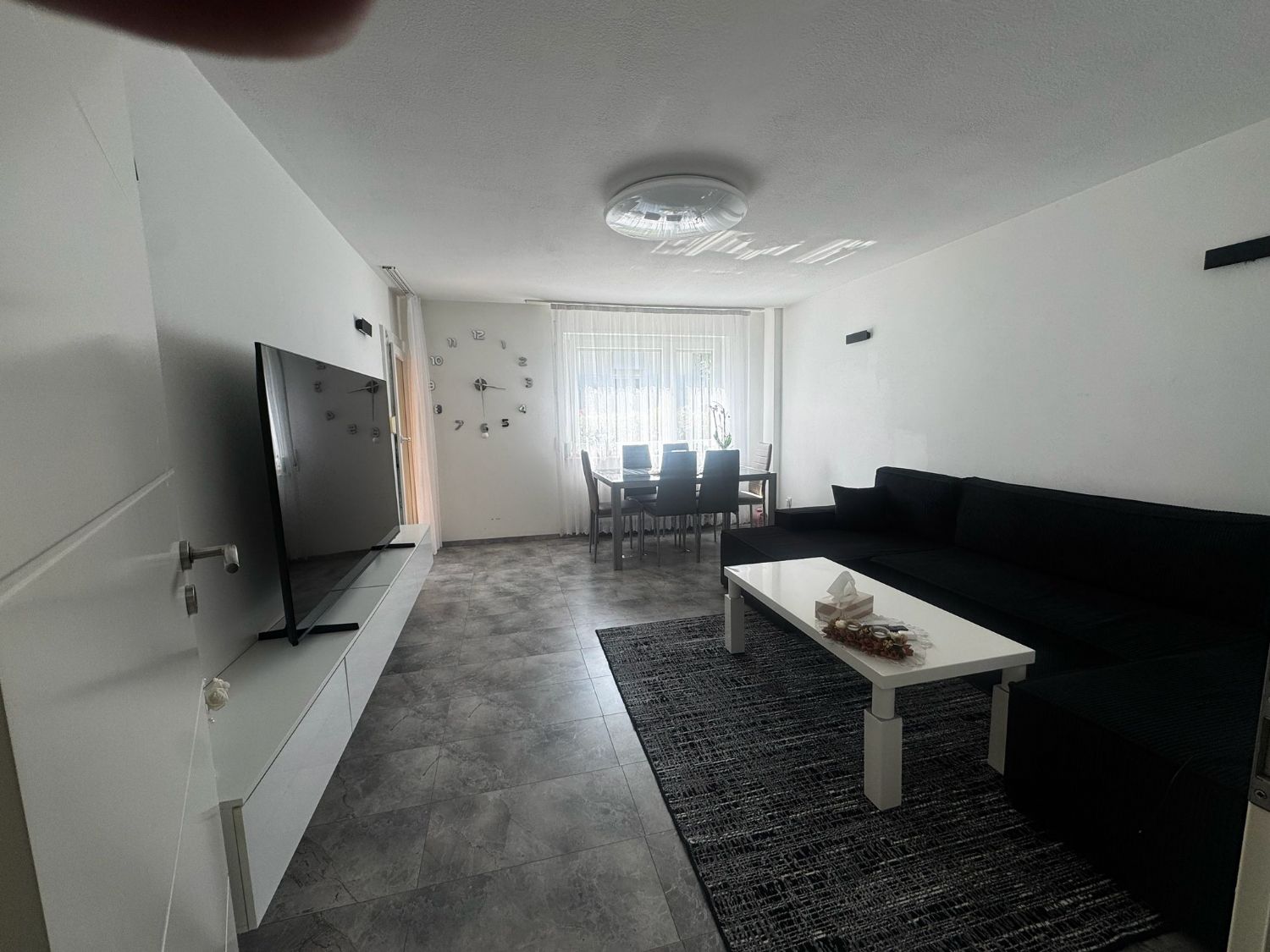 Dein neues Zuhause: Erdgeschoss mit Balkon und Garten - Bild (17052)