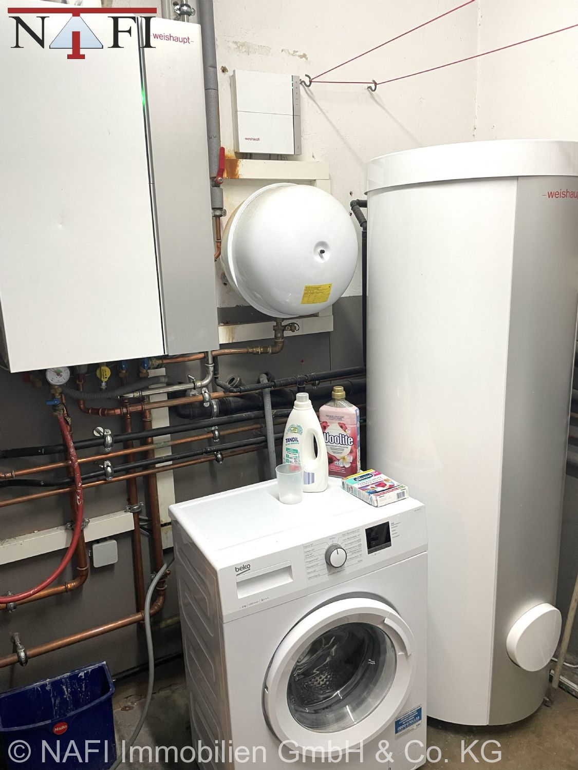 **Charmante 3-Zimmer-Altbauwohnung mit hohen Decken in Stuttgart-Untertürkheim** - Technik (22273)