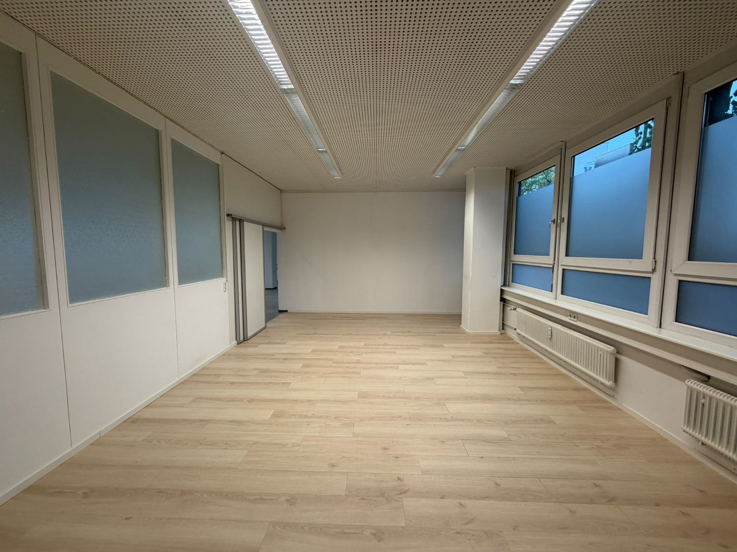 „164 m² Gewerbefläche in Fellbach | Flexibel teilbar | Büro • Lager • Showroom“ - Bild (27383)