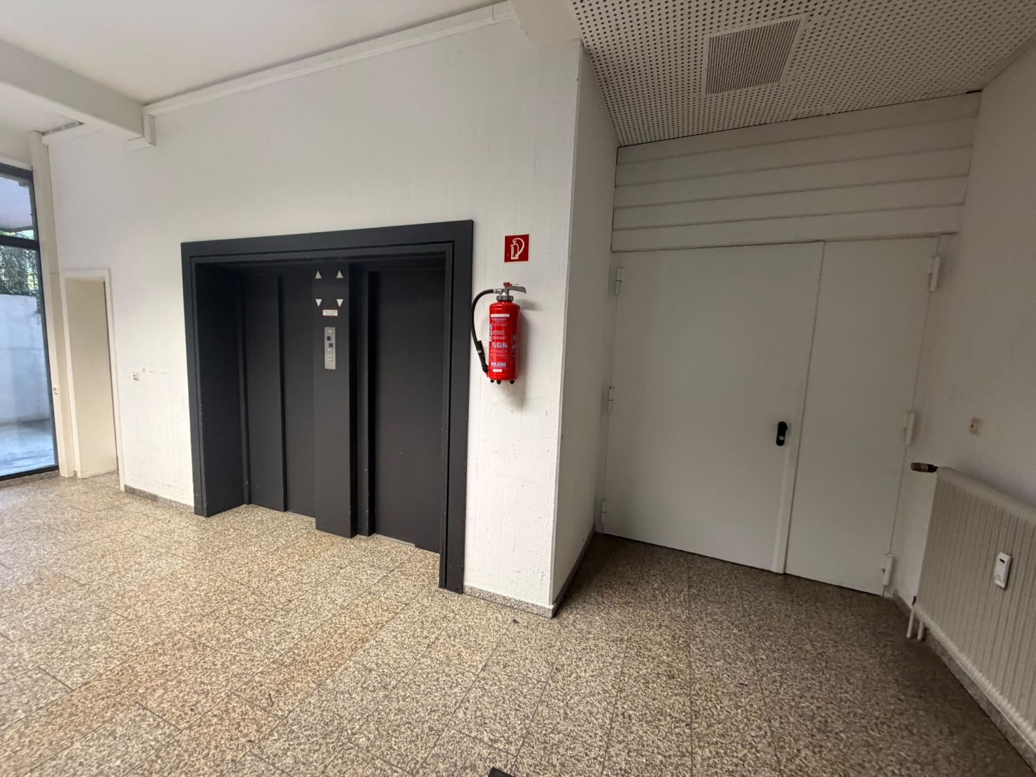 „164 m² Gewerbefläche in Fellbach | Flexibel teilbar | Büro • Lager • Showroom“ - Bild (27382)