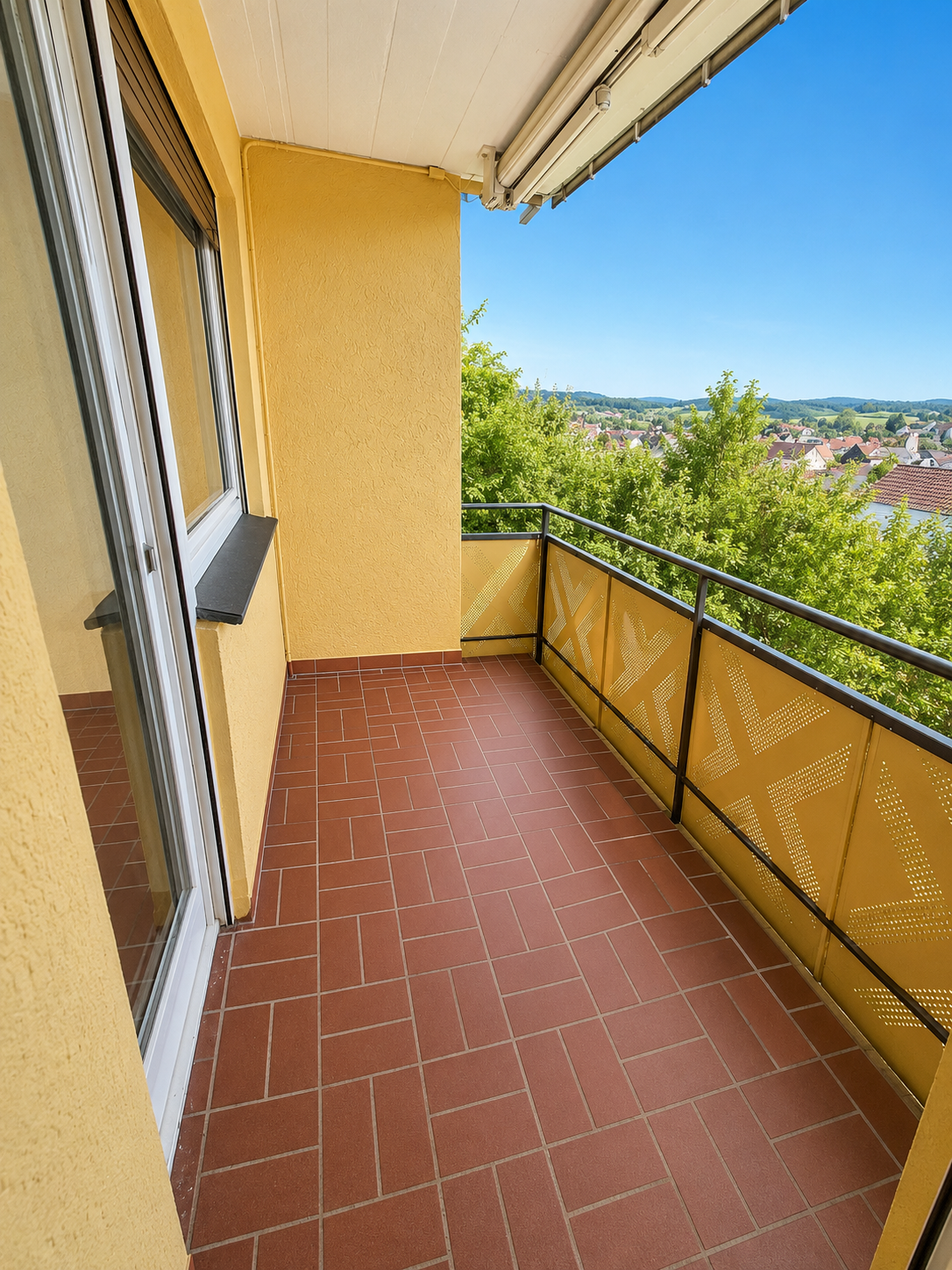 Viel Platz für Ihre Wohnideen – Zweifamilienhaus mit Ausbaureserve auf großzügigem Grundstück - Balkon (21766)