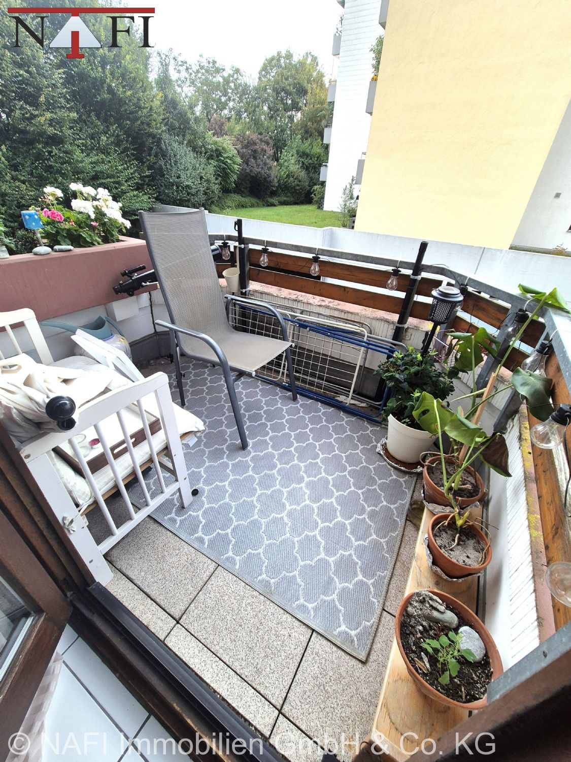 **Langfristig investieren: Gepflegte Eigentumswohnung** - Balkon (23711)