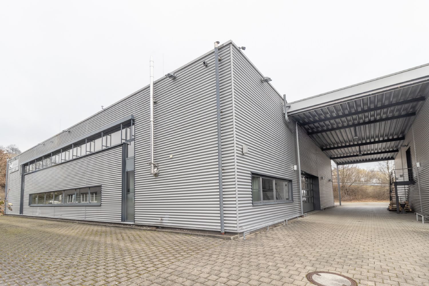 ~Moderne Lager- und Produktionshalle direkt in Schorndorf~, 73614 Schorndorf, Industirehalle