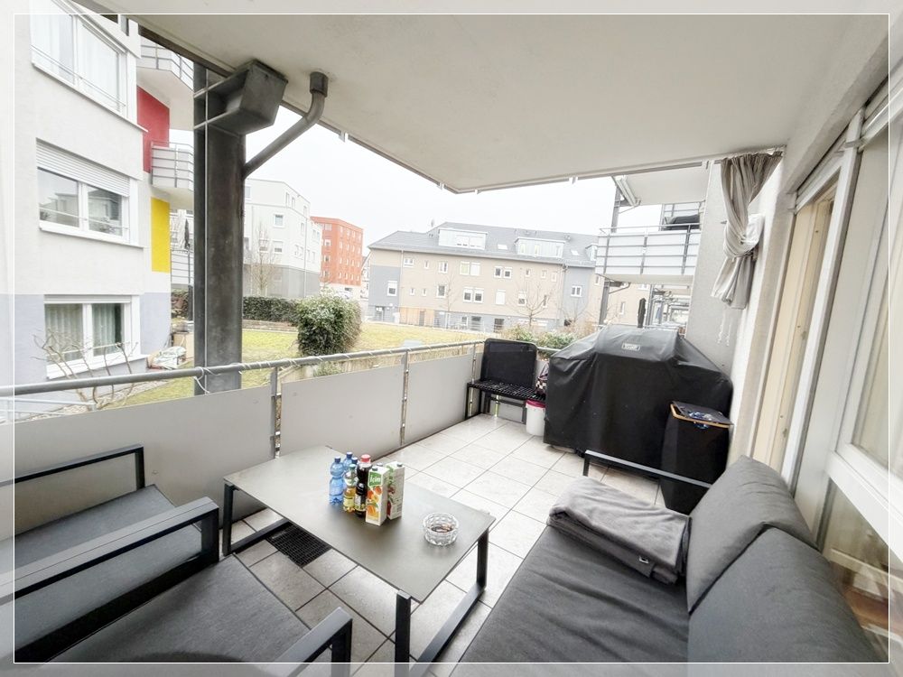 Barrierefreie *TOP- 4,5 Zimmer-ETW mit Aufzug und großen Balkon in Schorndorf, 73614 Schorndorf, Etagenwohnung