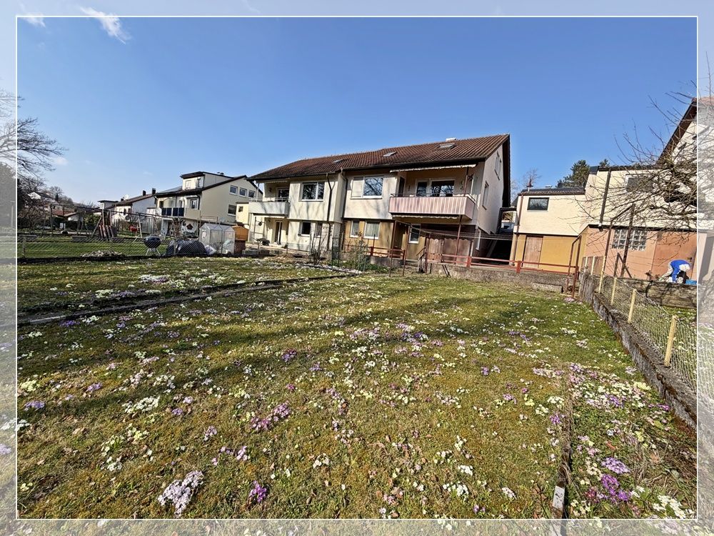 Charmante Doppelhaushälfte mit großem Grundstück & Potenzial in ruhiger Lage von Ebersbach-Sulpach, 73061 Ebersbach an der Fils, Doppelhaushälfte