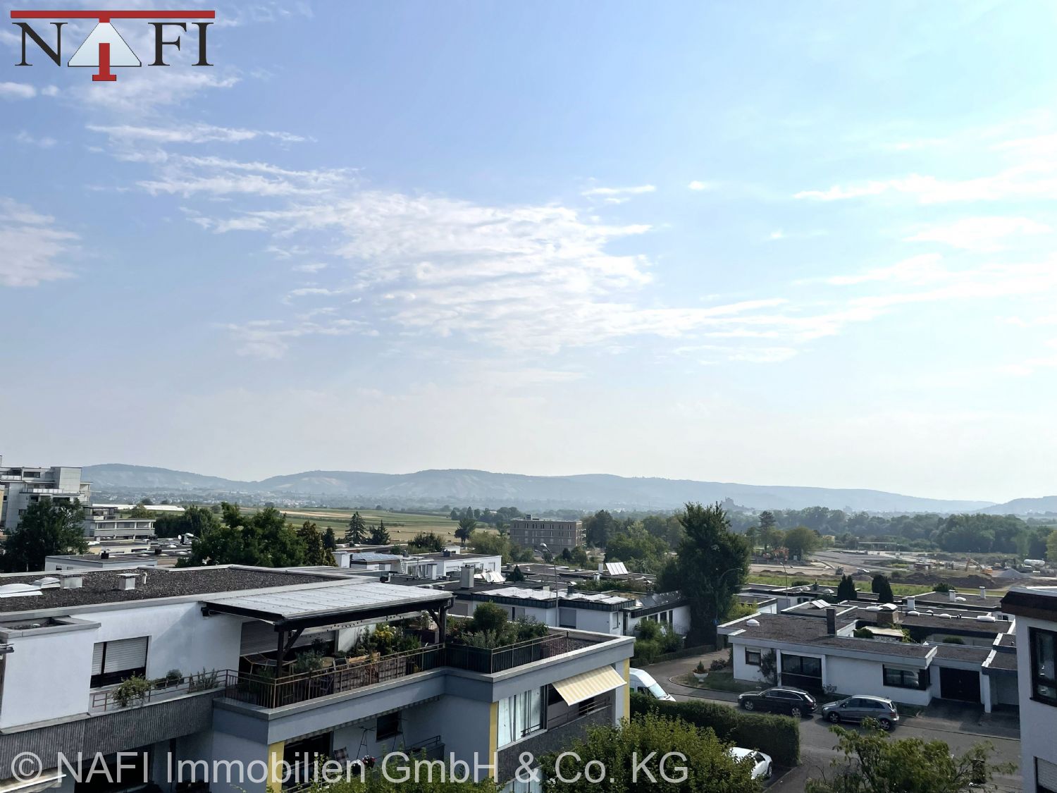 ++Gepflegte 3-Zimmer-Dachgeschosswohnung mit Balkon & Stellplatz++ - Aussicht (21629)