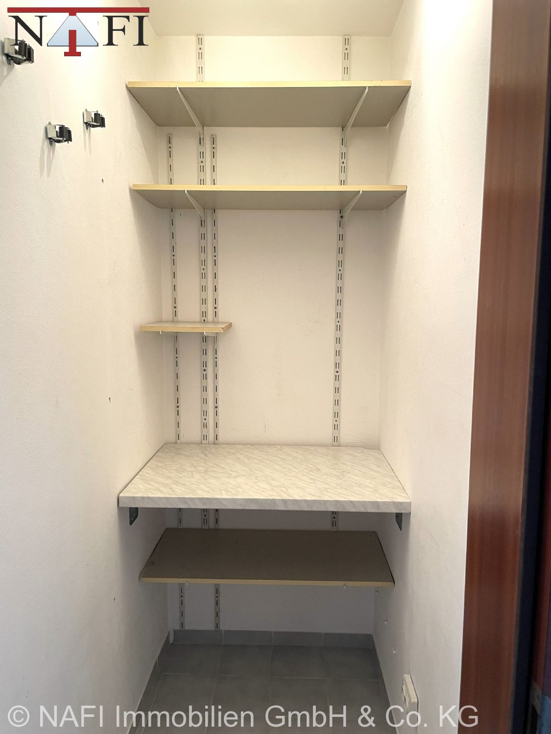 ++Gepflegte 3-Zimmer-Dachgeschosswohnung mit Balkon & Stellplatz++ - Abstellkammer (21625)