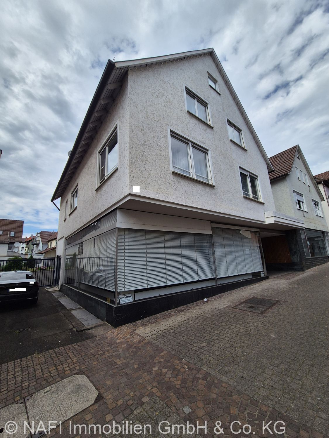 ~Attraktives Wohn- und Geschäftshaus mit vielseitigen Gestaltungs- und Nutzungsmöglichkeiten~ - Hausfront (24824)
