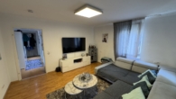 3. OG Wohnzimmer - 2 Einheiten in Esslingen – ideal für Kapitalanleger & Selbstnutzer mit Perspektive
