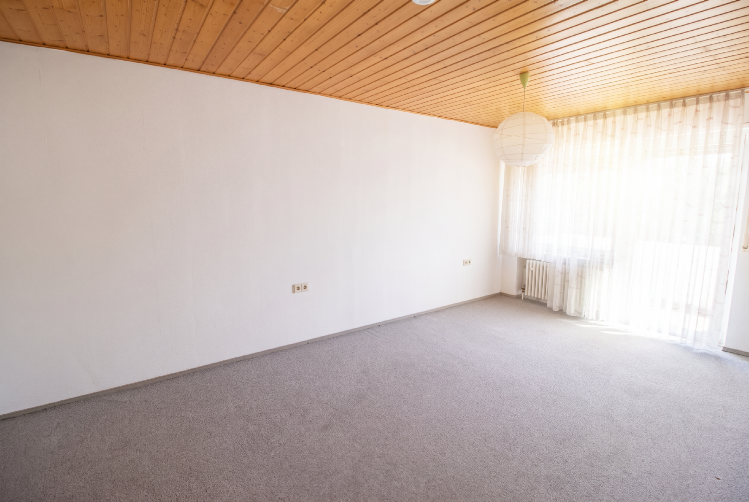 ++Charmante DHH in Ostfildern-Nellingen – 5 Zimmer, sonniger Garten & viel Potenzial++ - Zimmer (23889)