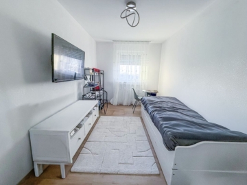 Kinderzimmer - ++Sanierte, Großzügige, Helle 3-4 Zimmer Etagenwohnung in freundlicher Lage++