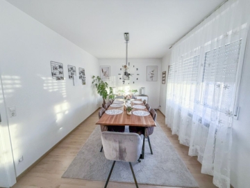 Essbereich - ++Sanierte, Großzügige, Helle 3-4 Zimmer Etagenwohnung in freundlicher Lage++