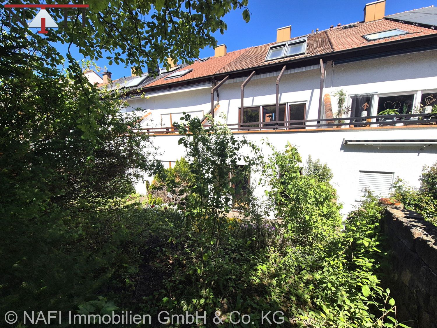 *Familien aufgepasst! ~ Gepflegtes Reihenmittelhaus mit kleinem Garten ~, 71336 Waiblingen, Reihenmittelhaus