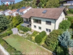 Hausansicht - ** Mehrfamilienhaus mit Panorama-Weitblick – Anlageobjekt **