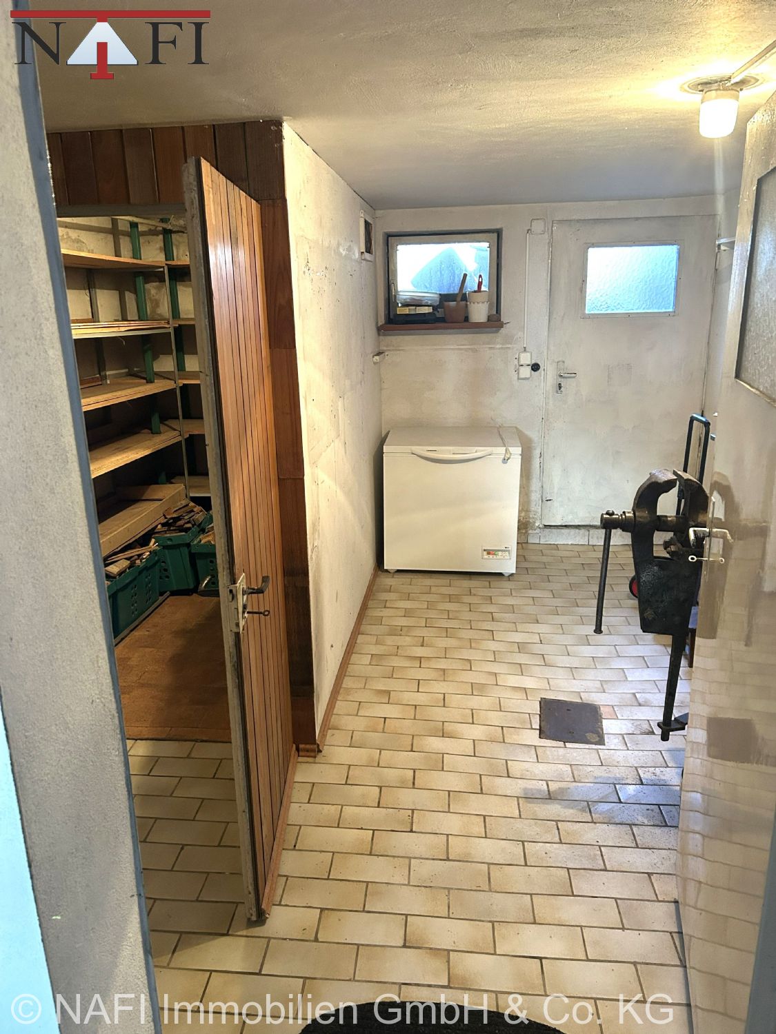 ++Doppelhaushälfte mit großem Garten und viel Potenzial in ruhiger Wohnlage++ - Keller (22927)