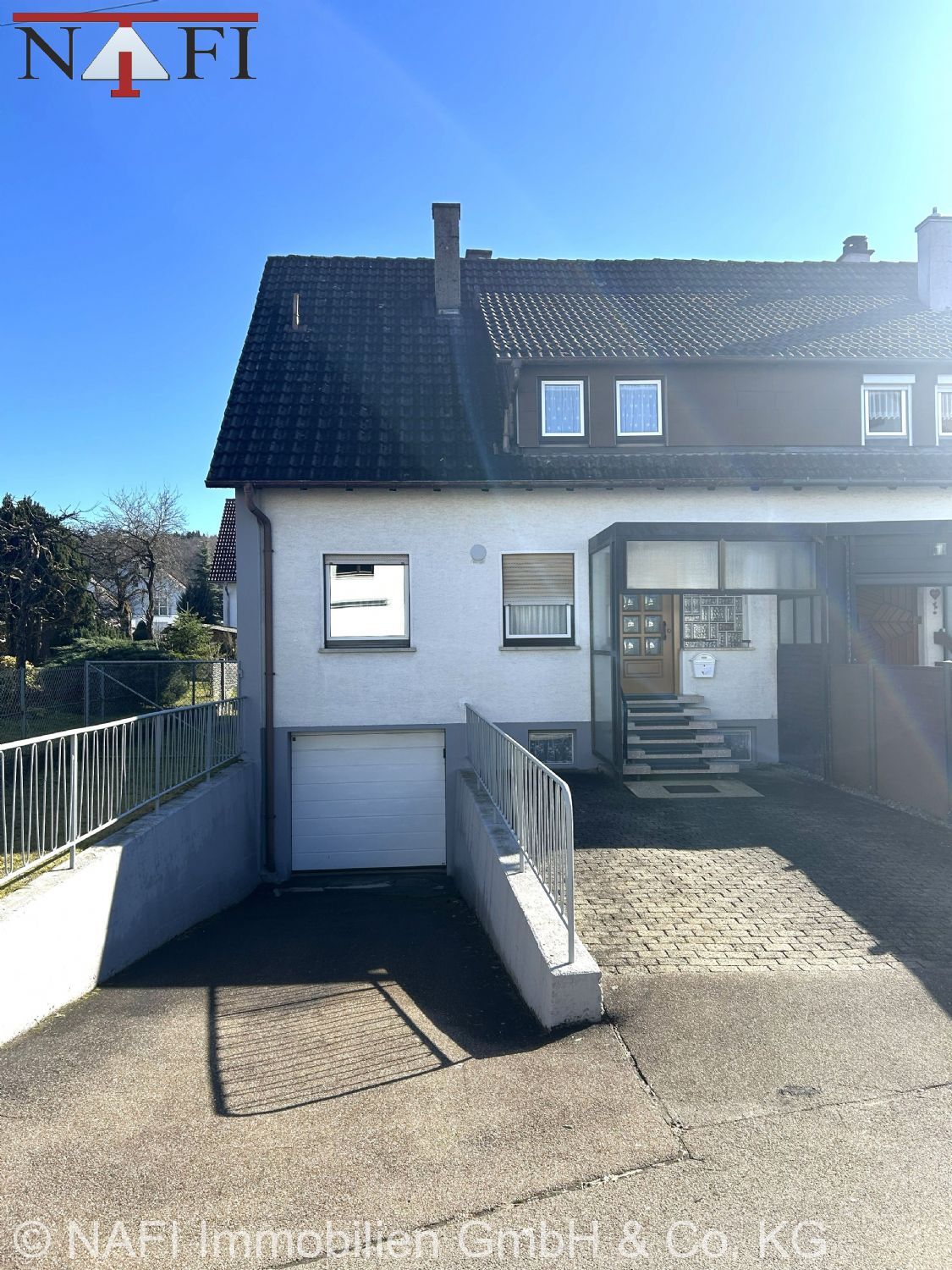 ++Doppelhaushälfte mit großem Garten und viel Potenzial in ruhiger Wohnlage++ - Ansicht (22929)