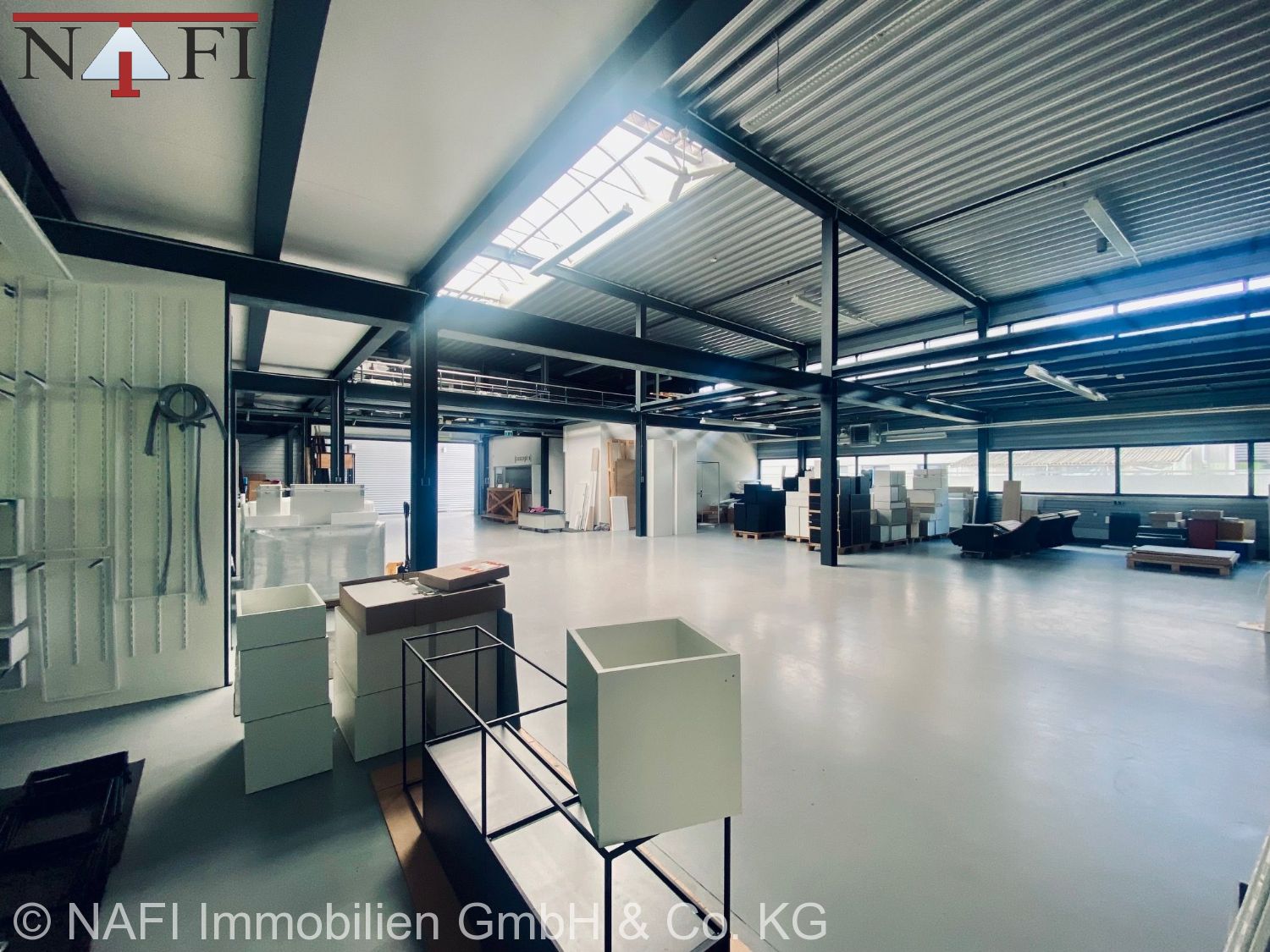 ~ Gewerbeflächen – mit flexiblen Nutzungsmöglichkeiten ~ - Lagerhalle (24371)