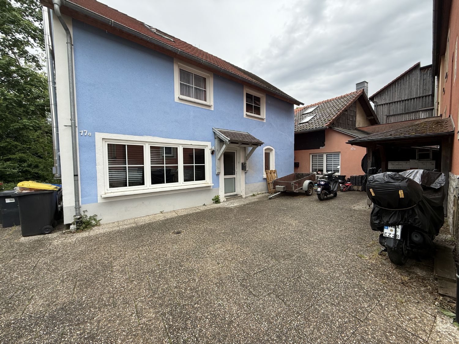 *Gepflegtes Einfamilienhaus mit Terrasse und viel Platz*, 97215 Uffenheim, Einfamilienhaus