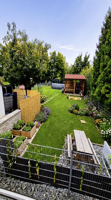 Familientraum mit Zukunft: Modernisiertes Einfamilienhaus mit Einliegerwohnung und Sonnengarten - Garten Vision (21031)