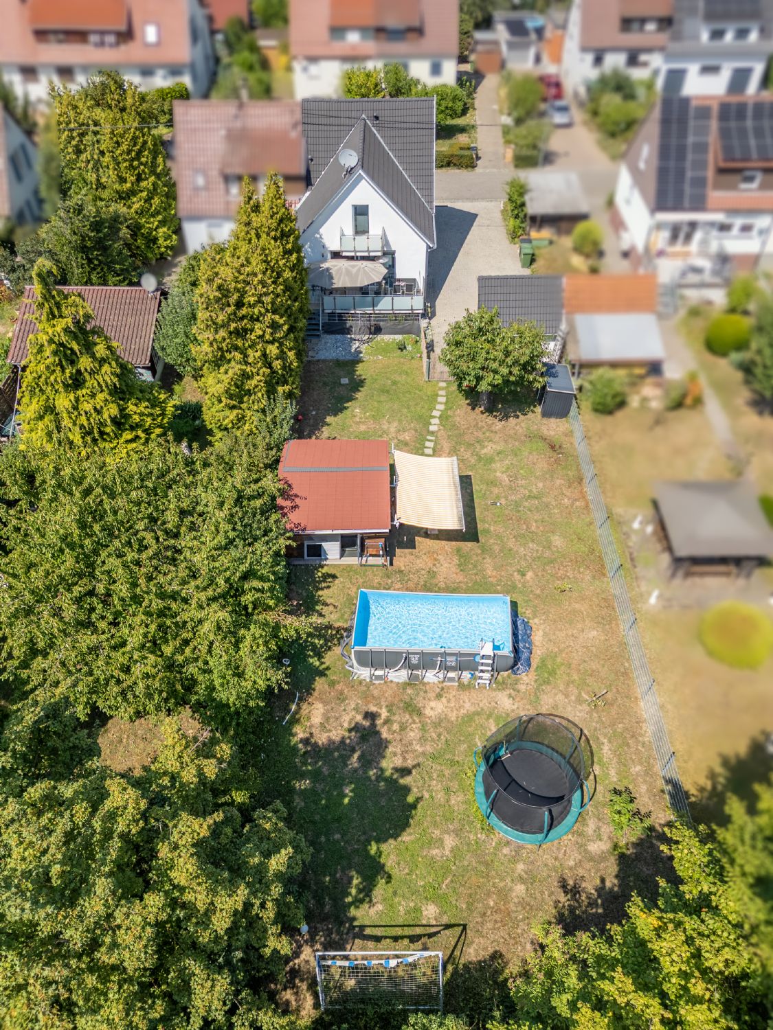 Familientraum mit Zukunft: Modernisiertes Einfamilienhaus mit Einliegerwohnung und Sonnengarten - Bild (21950)