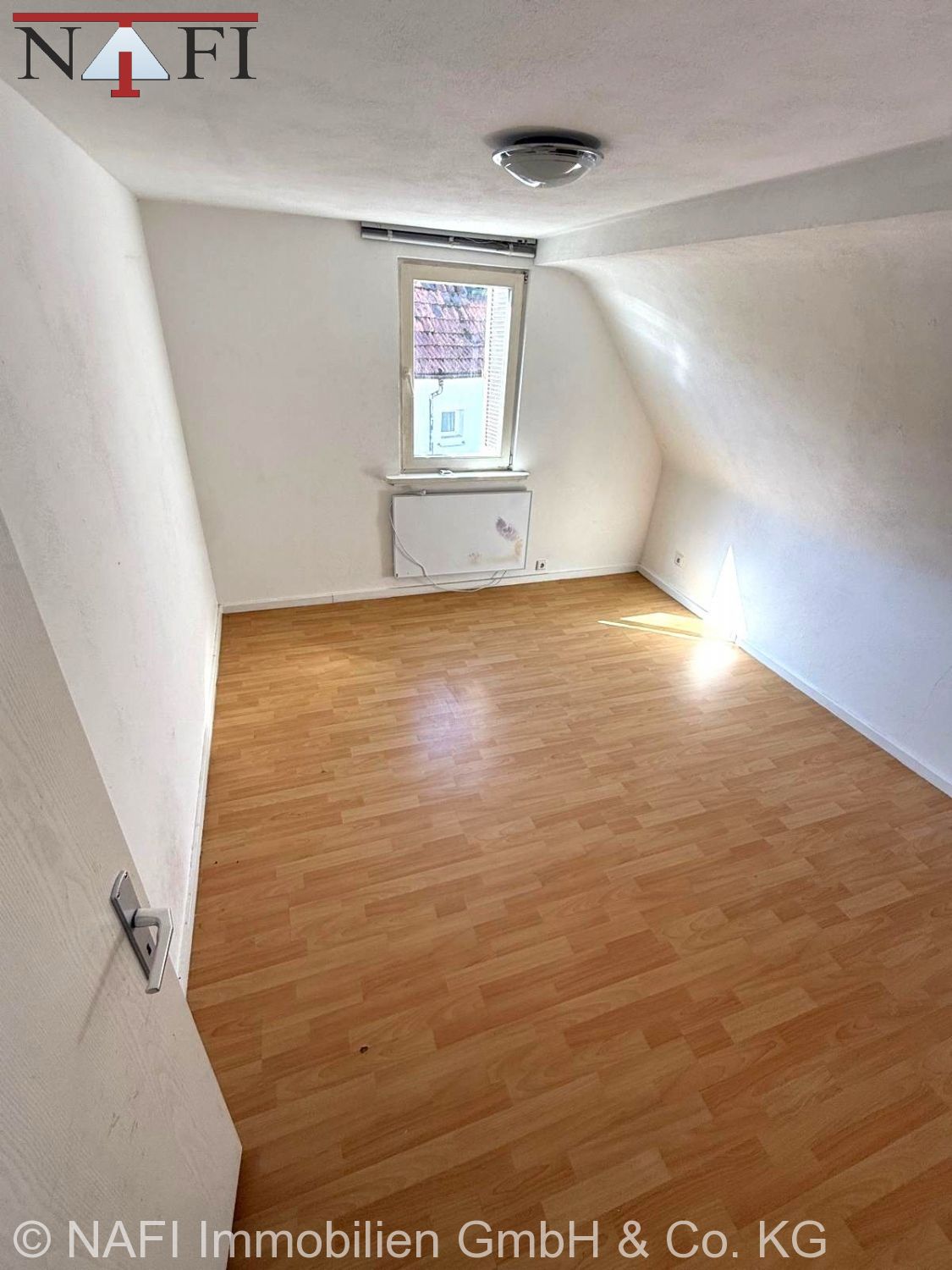 **Großzügige Maisonette mit 7 Zimmern – mit Potenzial** - Zimmer 3 (27828)