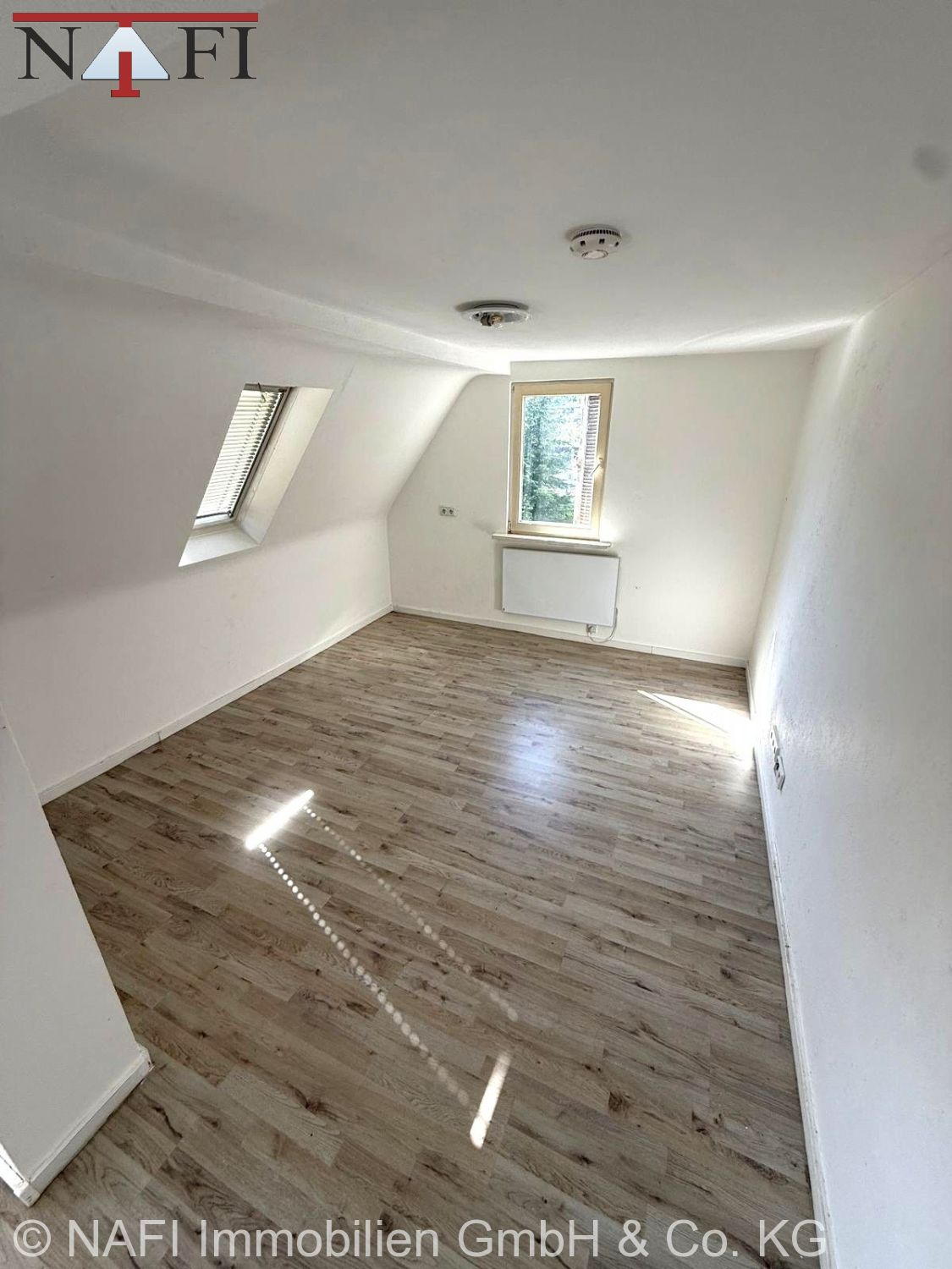**Großzügige Maisonette mit 7 Zimmern – mit Potenzial** - Esszimmer (27824)