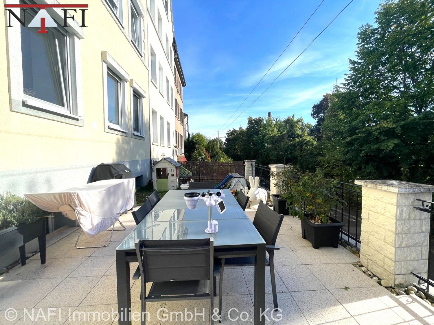 **Stilvoll kernsanierte Gartenwohnung mit 165 m² – Terrasse, Garten & Balkon in Stuttgart-Nord** - Terrasse (25355)