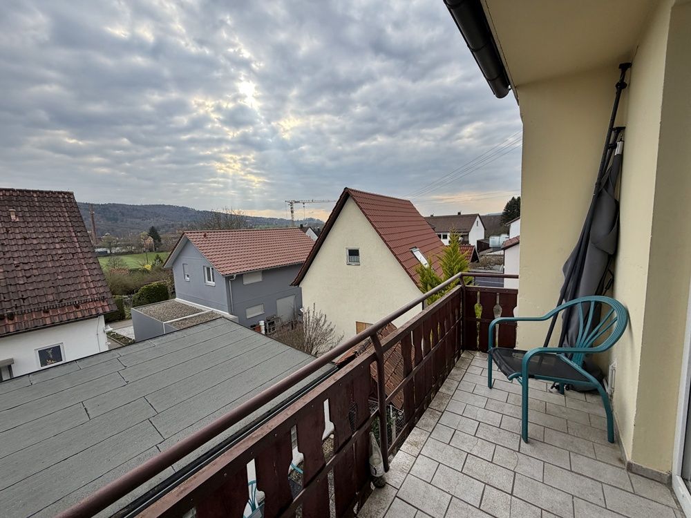 Anlageobjekt – Zweifamilienhaus mit ausgebauter Bühne & großem Potenzial - OG Balkon (19600)