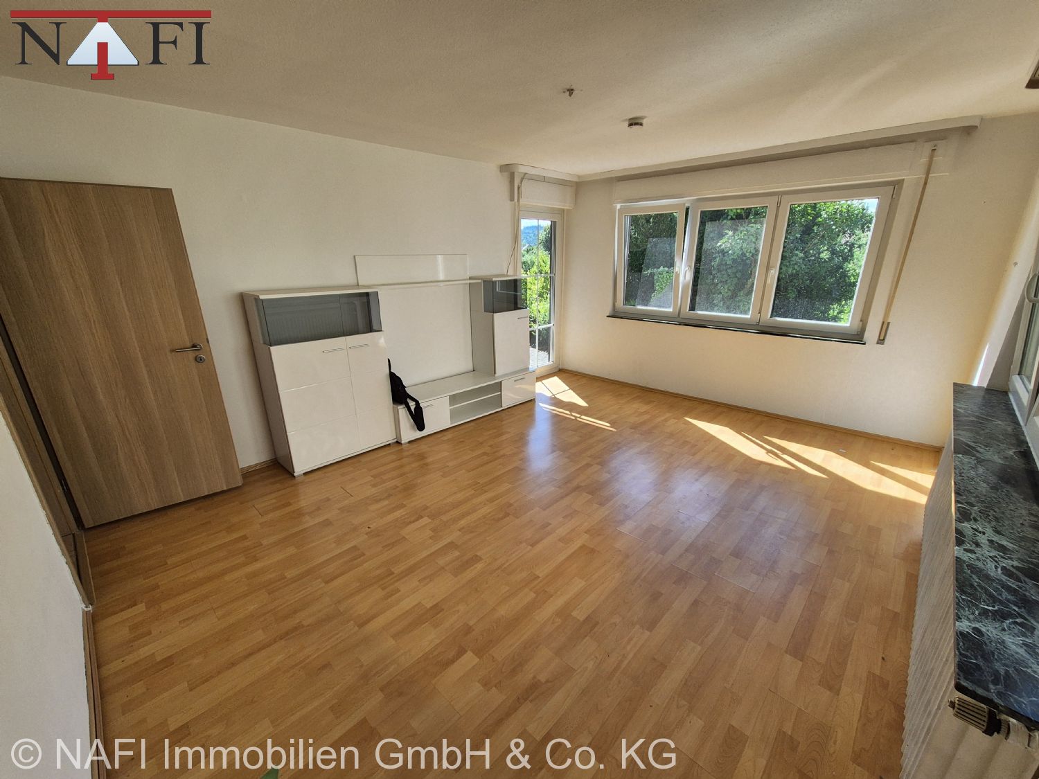 ++Solides 2-3 FH in begehrter Sonnenlage – naturnah wohnen mit vielfältigen Nutzungsmöglichkeiten++ - Wohnzimmer EG (18280)