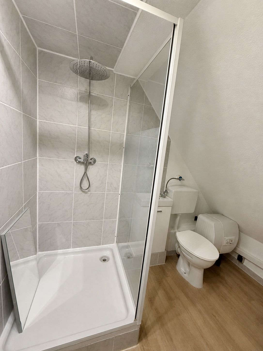 * 1–3-Familienhaus mit traumhafter Aussicht & großem Grundstück * - Bild (22708)
