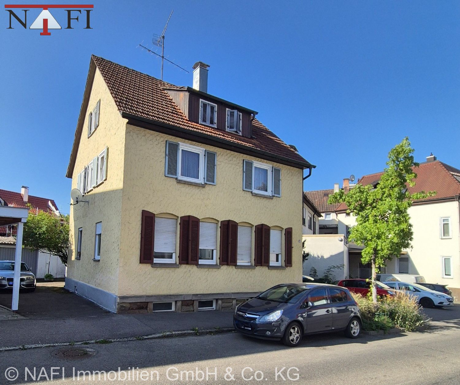 *Zweifamilienhaus mit Ausbaureserve in zentraler Wohnlage*, 73614 Schorndorf, Mehrfamilienhaus