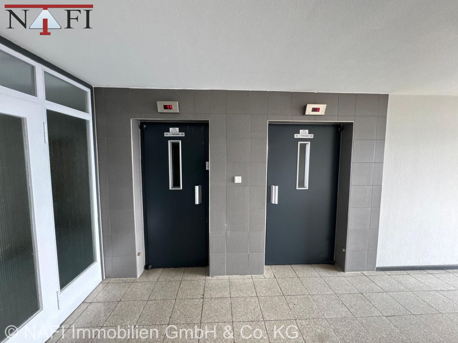 **Zentral wohnen in Waiblingen – Gepflegte 2-Zimmer-Wohnung mit Balkon und Aufzug** - Aufzüge (22410)