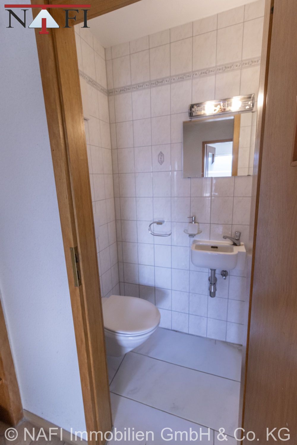 *** Ruhig gelegen und lichtdurchflutet – Freundliche 3-Zimmer-Etagenwohnung *** - Toilette separat (17112)