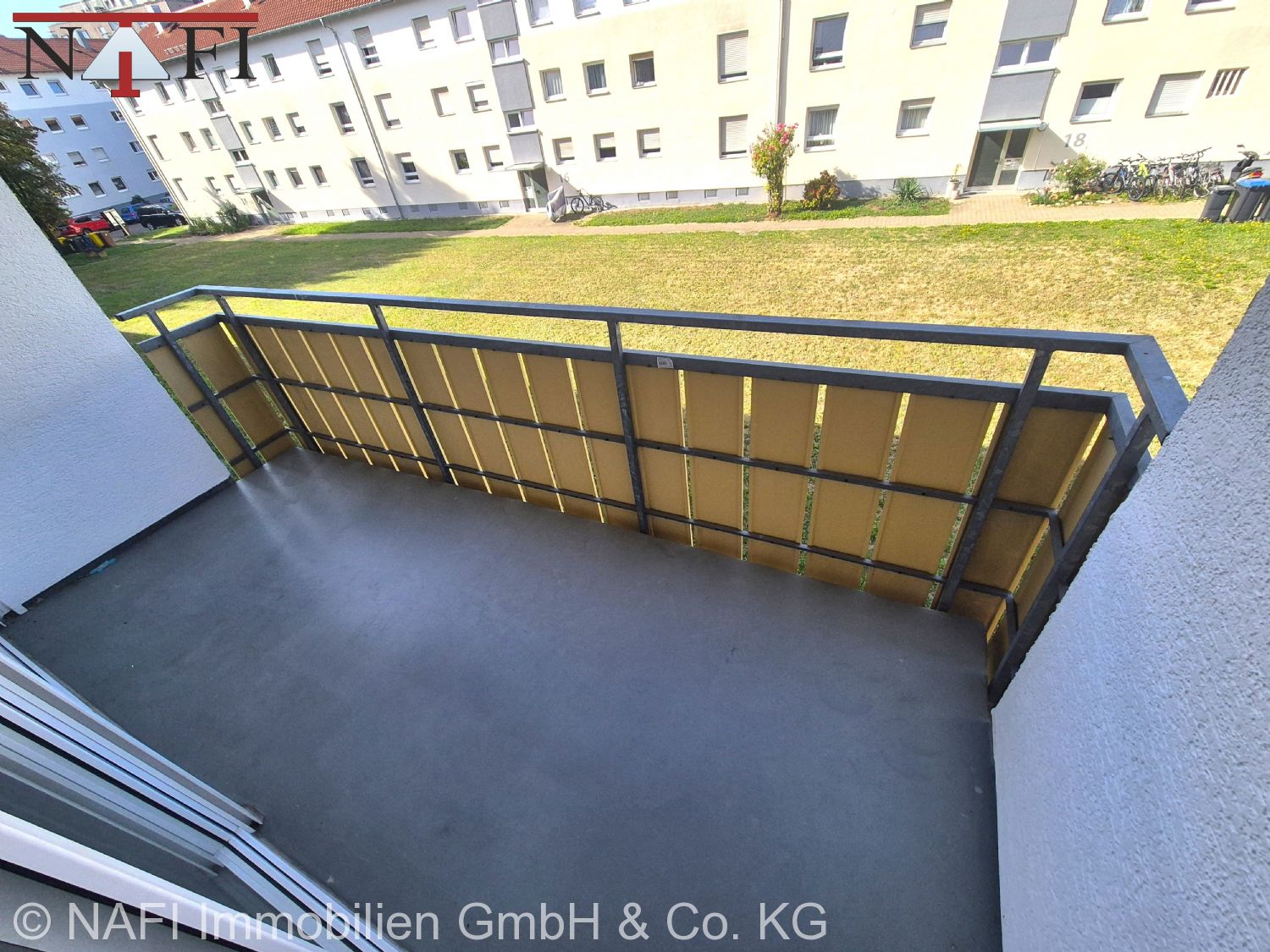 Sonnige Wohnlage + Garage**Clever geschnittene 3-Zimmer-Wohnung mit Balkon** - Balkon (27254)