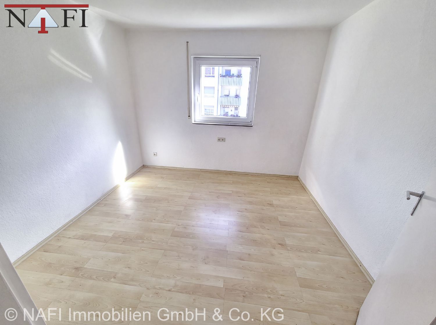 Sonnige Wohnlage + Garage**Clever geschnittene 3-Zimmer-Wohnung mit Balkon** - Schlafzimmer (27252)