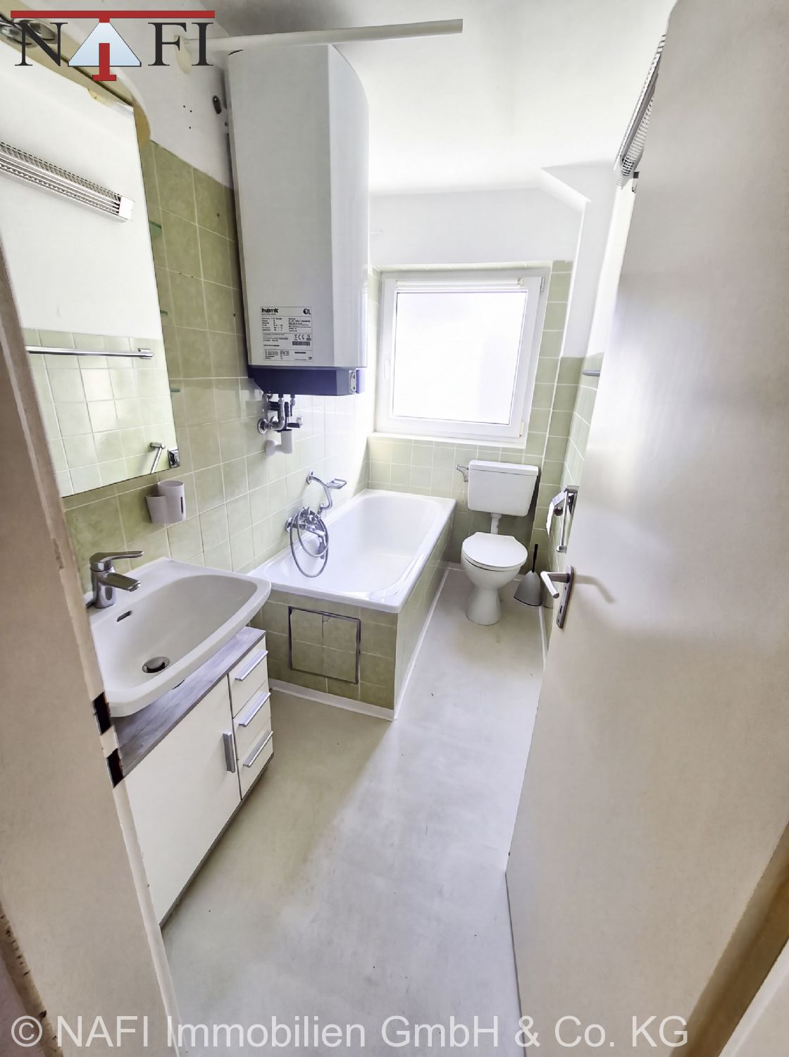 Sonnige Wohnlage + Garage**Clever geschnittene 3-Zimmer-Wohnung mit Balkon** - Bad/WC (27253)