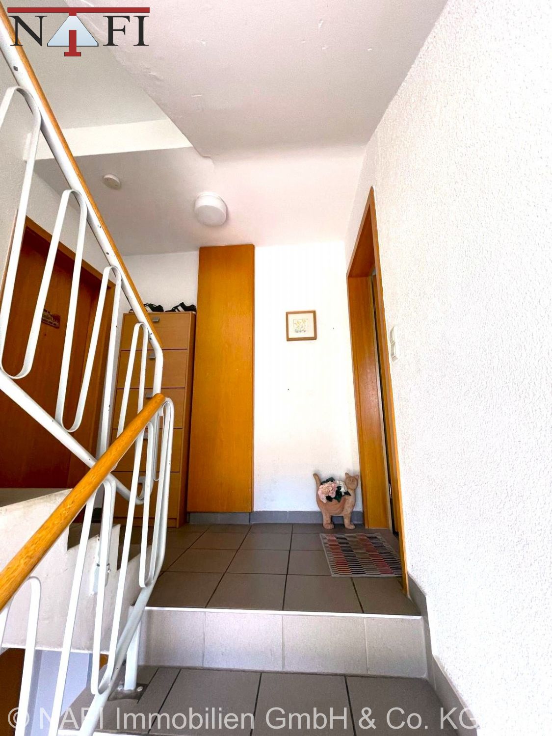 **Attraktive 3-Zimmer-Wohnung mit Garage – ca. 63 m² Wohnfläche** - Treppenhaus (27087)
