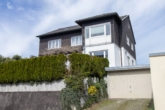 Bild - **Exklusives Zweifamilienhaus mit Doppelgarage in begehrter Familienwohnlage**
