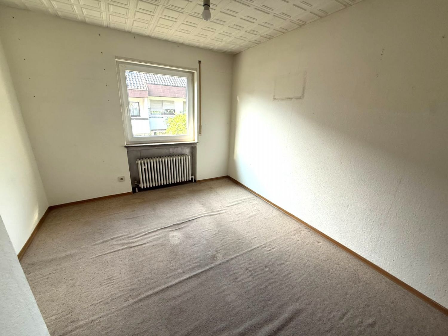 **Charmante Doppelhaushälfte in Ostfildern – Sonniger Garten, 5 Zimmer & viel Potenzial** - Kinderzimmer 2/2 OG (21606)