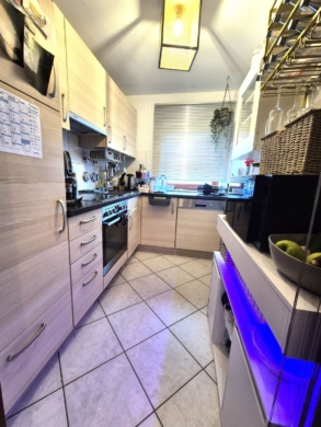 Küche - *Helle und gut geschnittene Etagenwohnung mit TG-Stellplatz in ruhiger Lage*