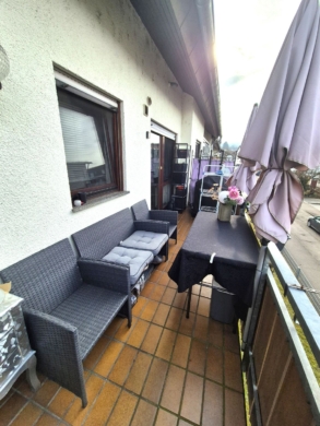 Balkon - *Helle und gut geschnittene Etagenwohnung mit TG-Stellplatz in ruhiger Lage*